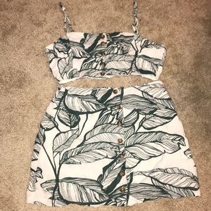 Crop top & skirt set